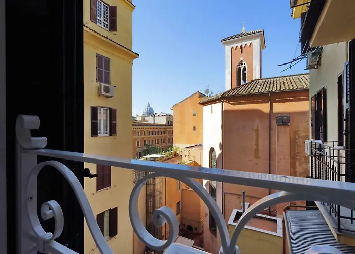 Modern Quirina 300 Mt From Vatican